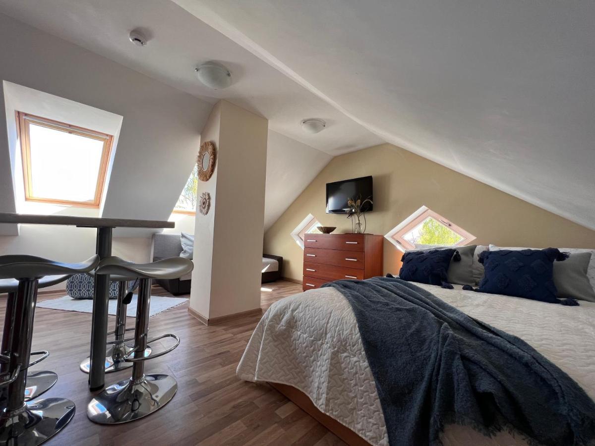 Preila 69 Apartamentai Ngoại thất bức ảnh