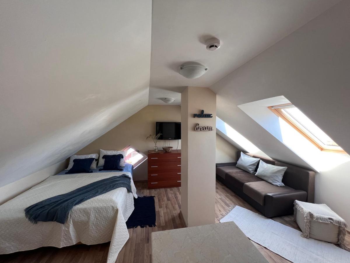 Preila 69 Apartamentai Ngoại thất bức ảnh